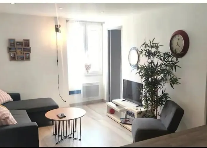 Location 2p Centre Apartment